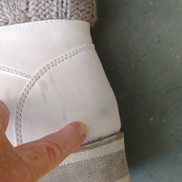 Mossimo Supply Co lt grey sweater boots - Picture 5 of 5